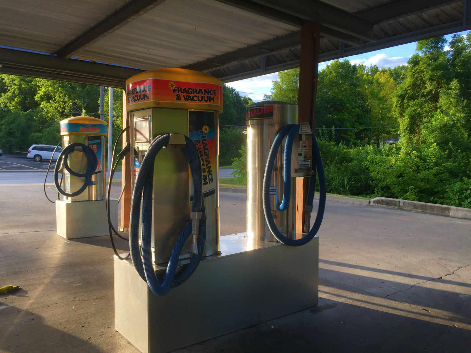 Vacuum Self Service Bays: Powerful Cleaning Technology